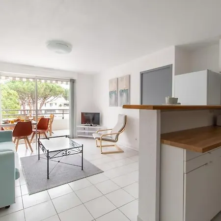 Et Golf* Clim * Parking * Spacieux * Wifi Fibre * Ponant Apartment