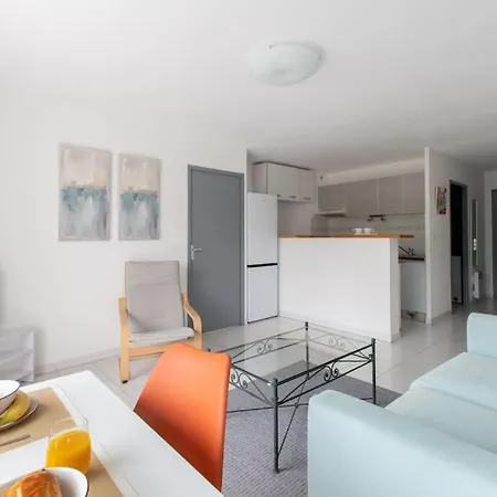 Et Golf* Clim * Parking * Spacieux * Wifi Fibre * Ponant Apartment *